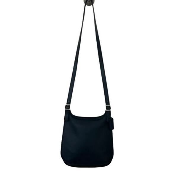 Coach Vintage Legacy Hobo Black Leather Bag, Excellent Condition, Style No. 9131 - Picture 2 of 9